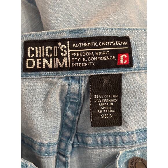 Chico's Coastal Light Blue Wide Leg Cropped Stretch Denim Jeans Size 3(XL/16) - Picture 3 of 8